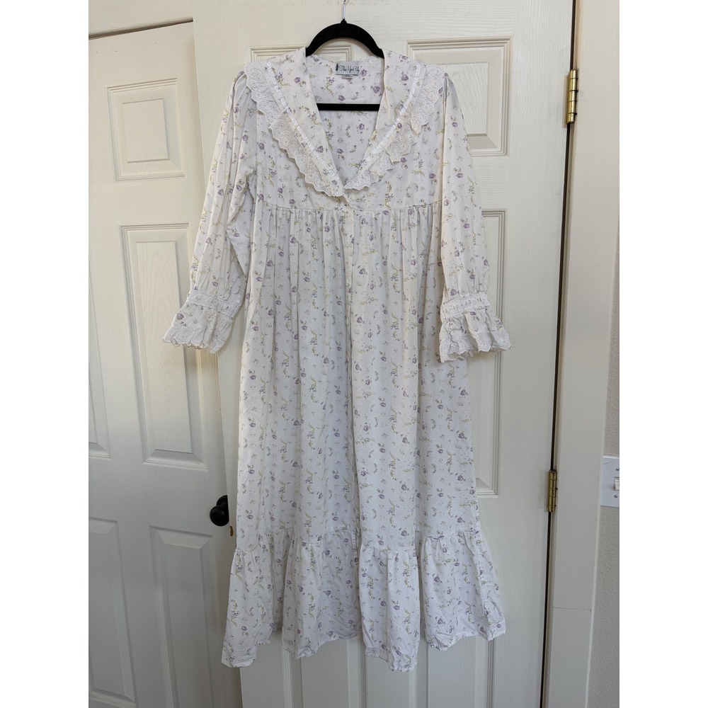 THE 1 FOR U Nightgown Womens small White Victorian Cottage Coquette Prairie lace